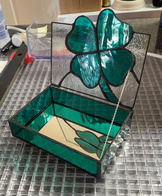 Four Leaf Clover Jewelry Box - Delphi Artist Gallery