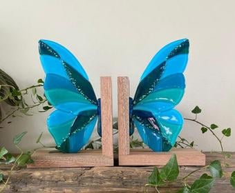 trending image