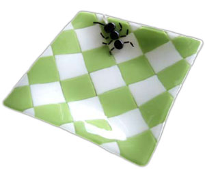 Ant Picnic Dish