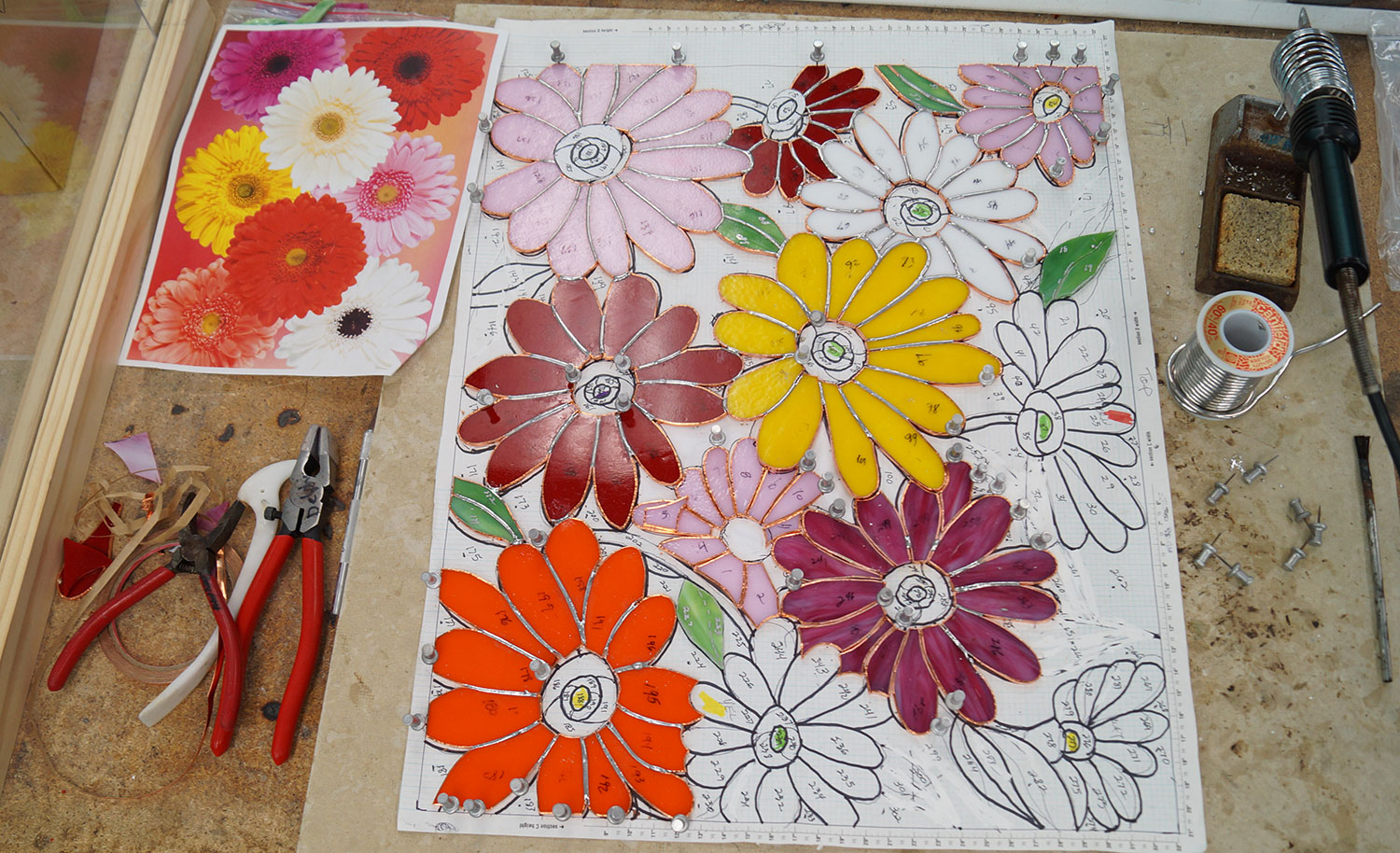 Free Gerbera Daisy Pattern Window Panels Delphi Glass Free Gerbera Daisy Pattern Window Panels Delphi Glass