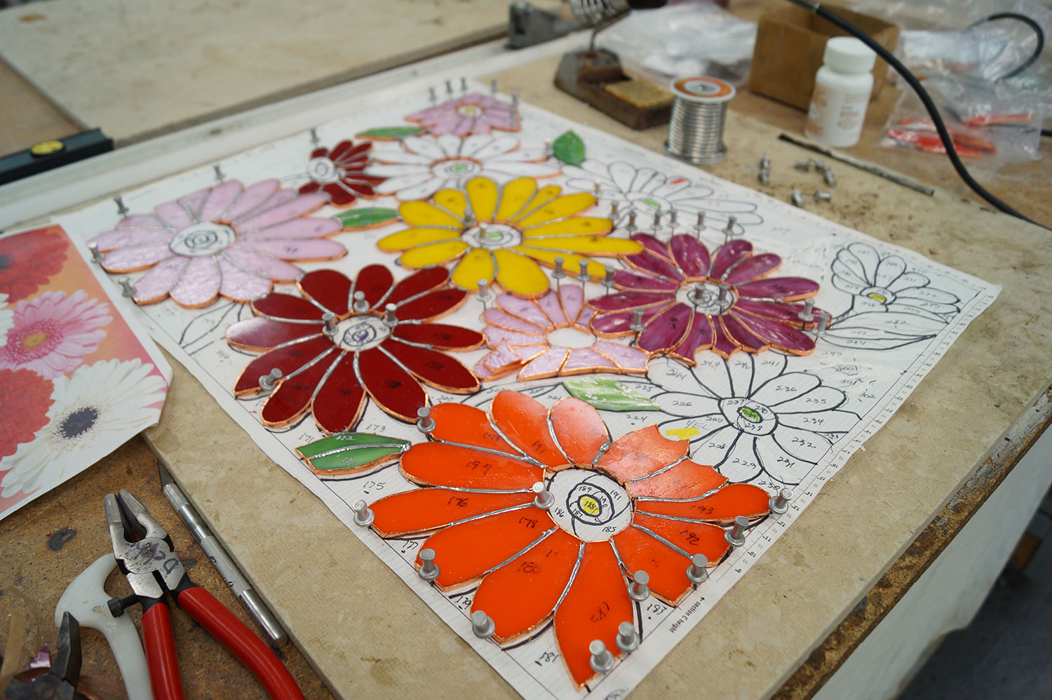 Free Gerbera Daisy Pattern Window Panels Delphi Glass Free Gerbera Daisy Pattern Window Panels Delphi Glass